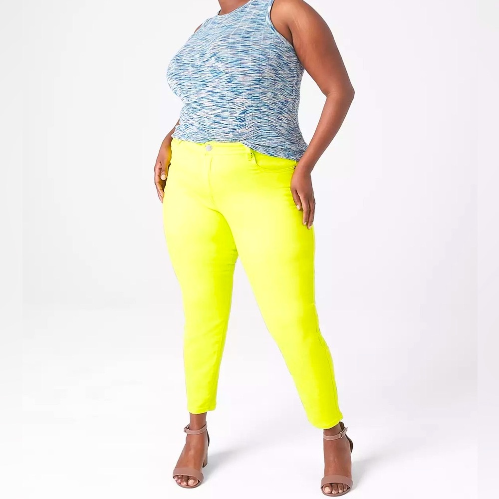 Lane Bryant Sateen Skinny Pants Curvy Fit NWT 22